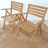 Pair folding chairs wooden