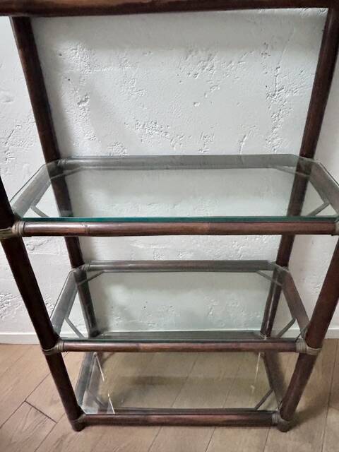 Etagère en bambou