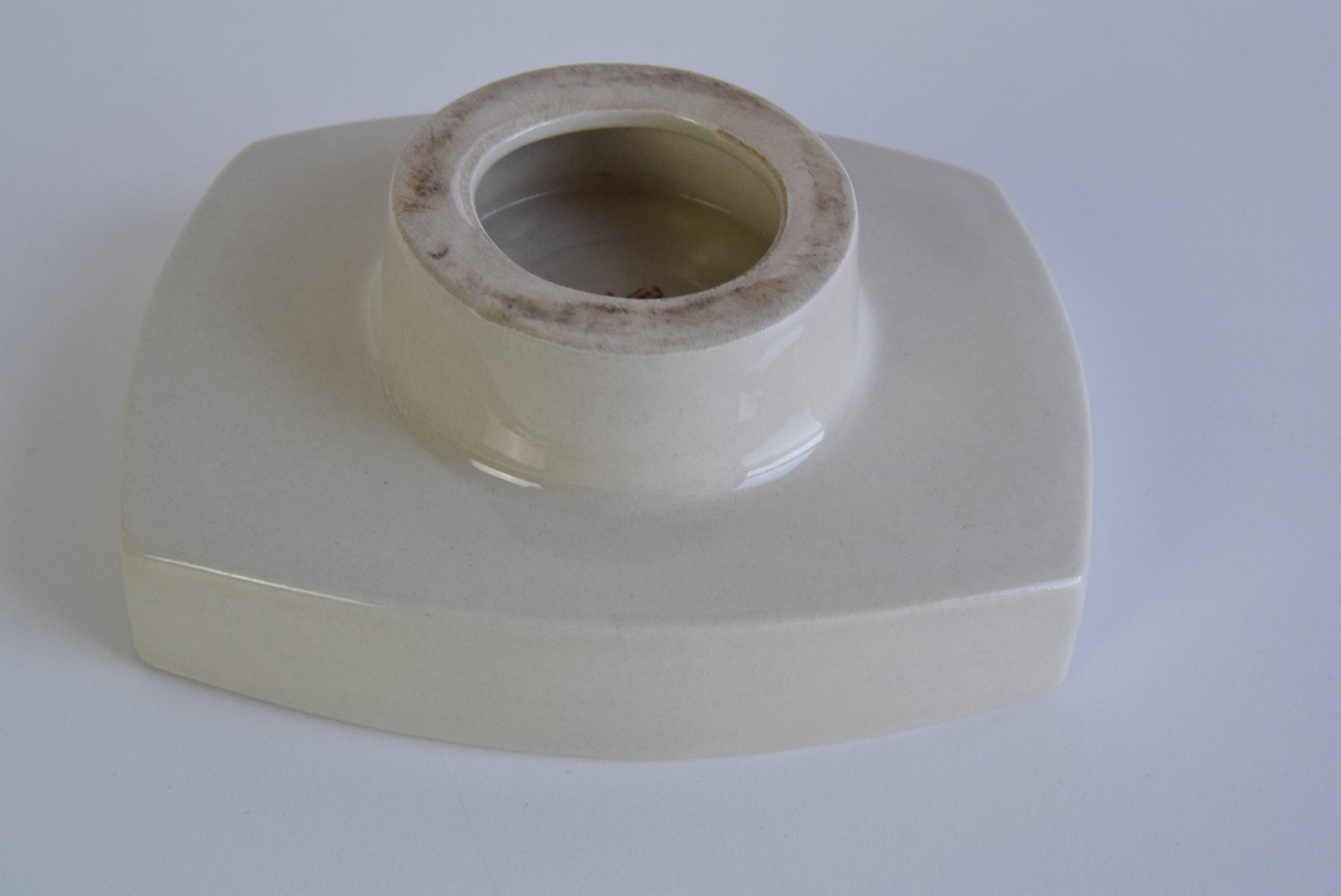 Ceramic bowl or ashtray, Ditmar Urbach, 1960s. Made in Czechoslovakia in the 1960s