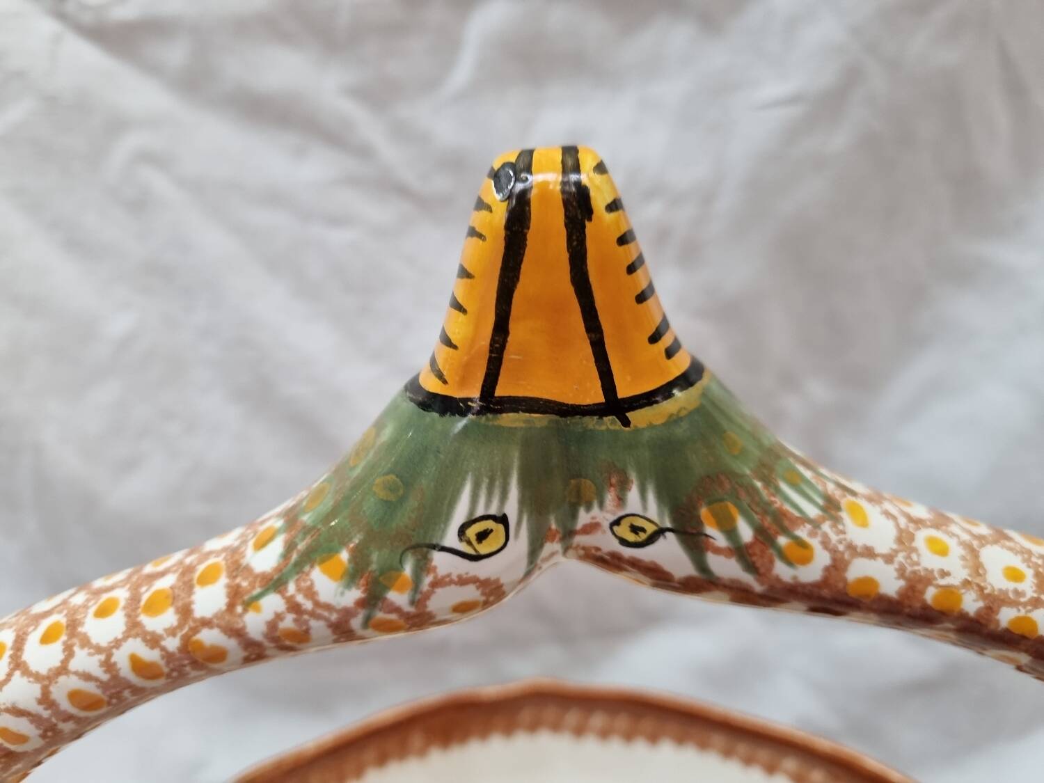 Henriot Quimper fruit bowl, duck or swans