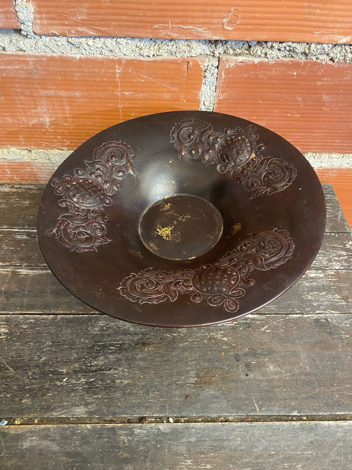 Vintage Metal Fruit Bowl Bordeaux Decorative Moulded Dish #D6
