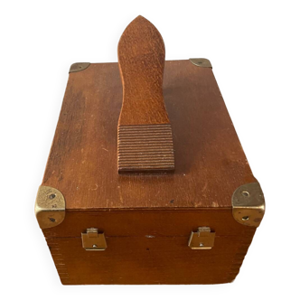 Wooden wax box