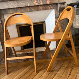 Set of chairs