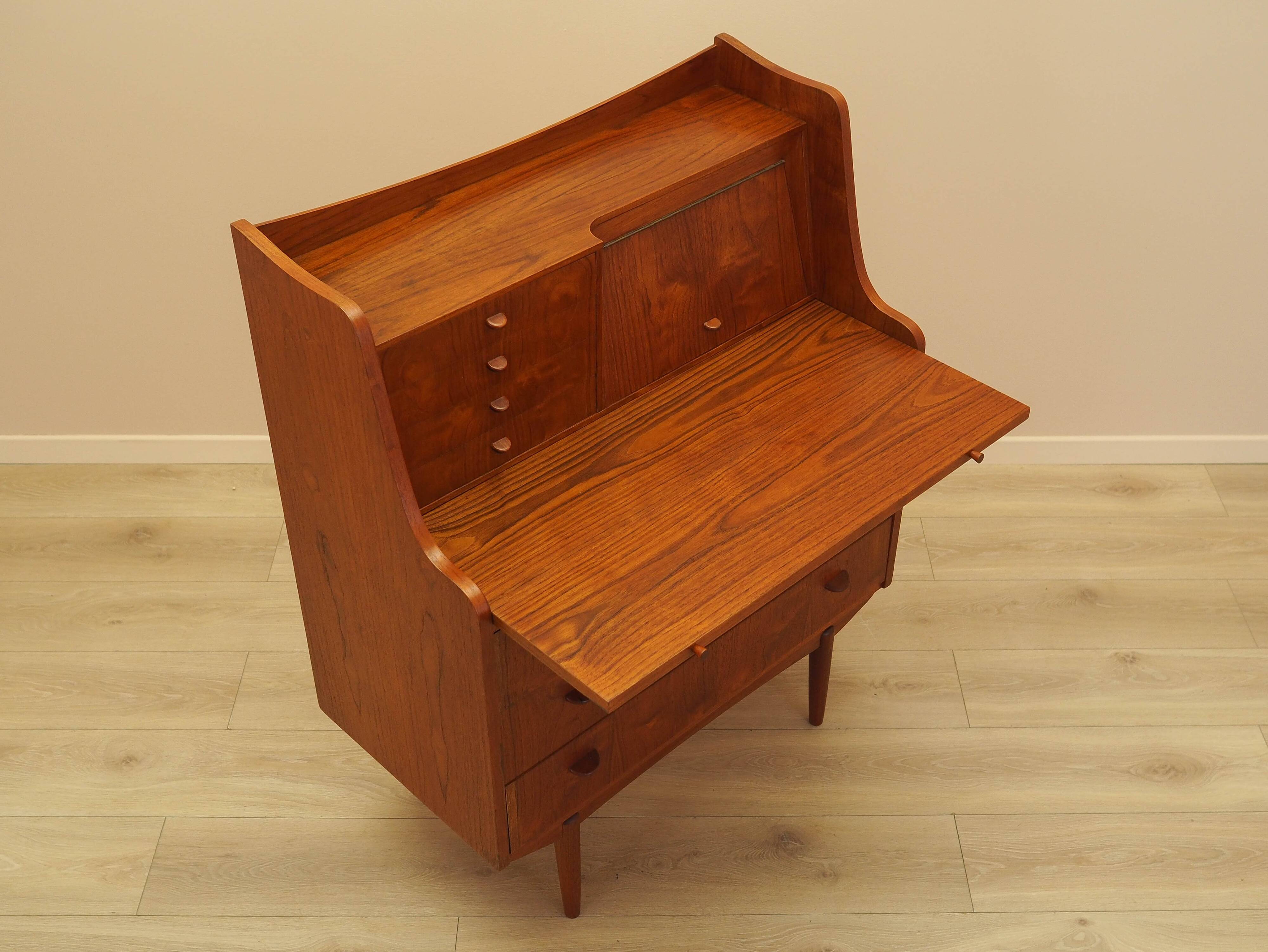 Bureau secrétaire en teck, design danois, années 1970, fabricant : AG Spejl Kobberbes