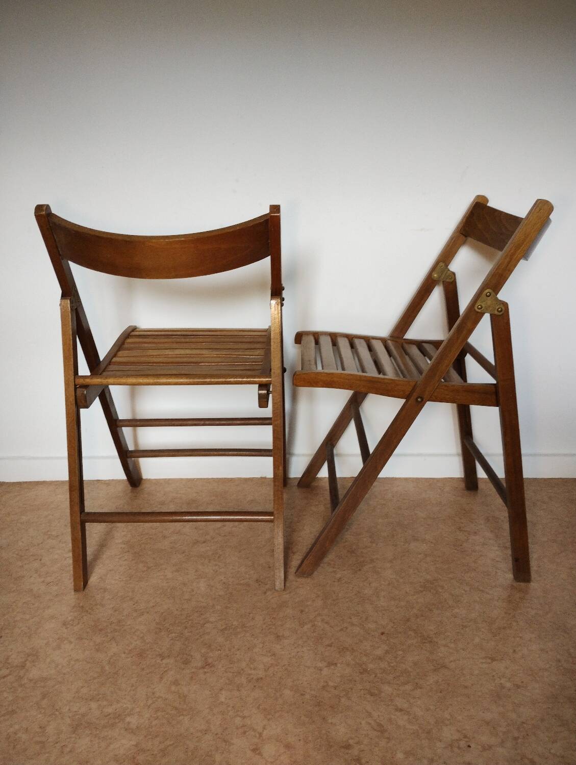 vintage folding chairs