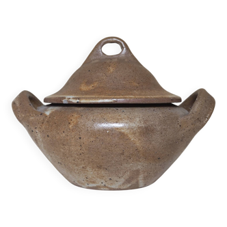 Stoneware sugar bowl with handle