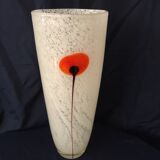 SPECKLED WHITE VASE DECORATED WITH A VINTAGE POPPY