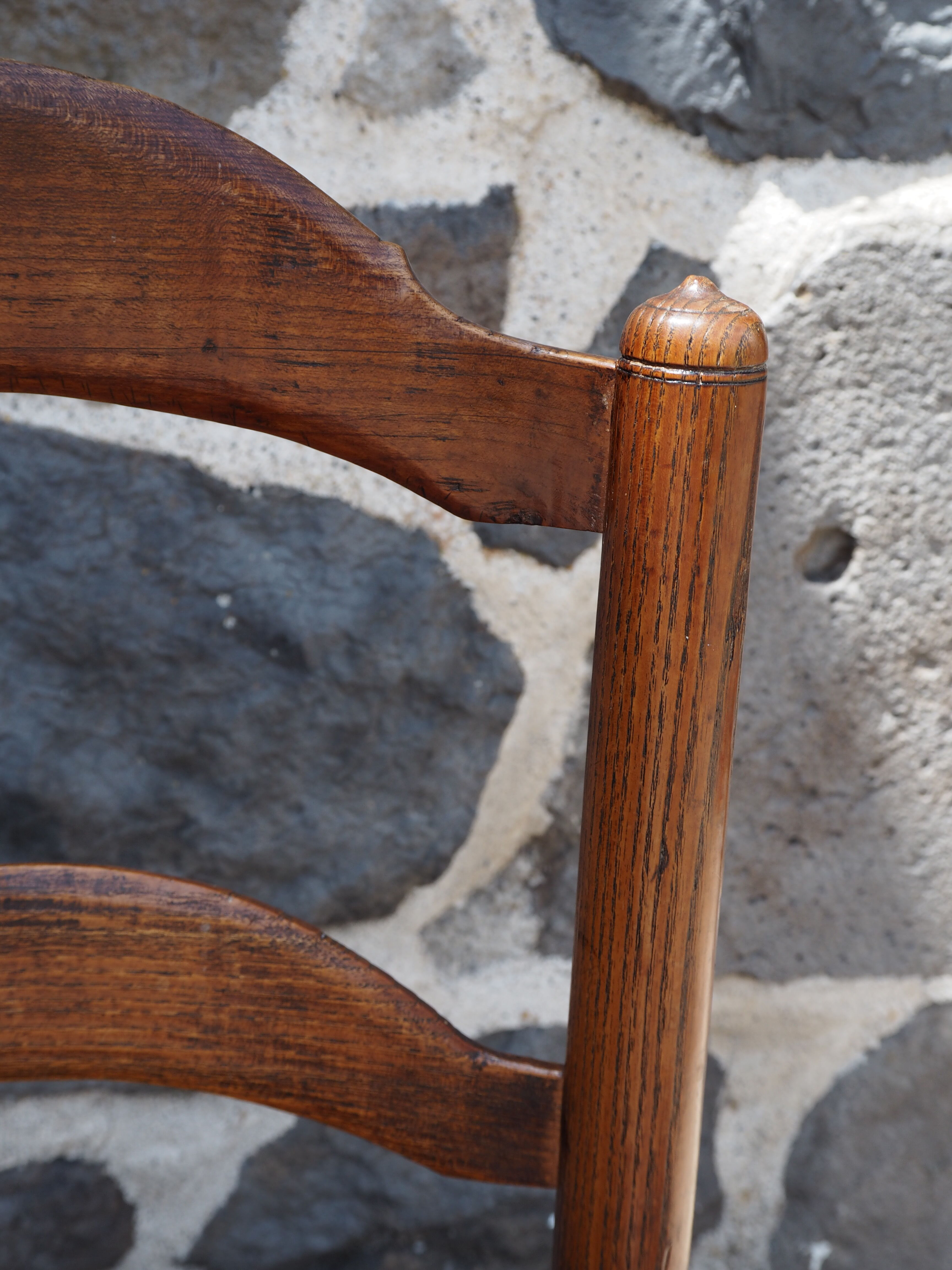 Rustic mulched nanny chair