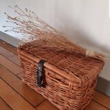 Wicker trunk