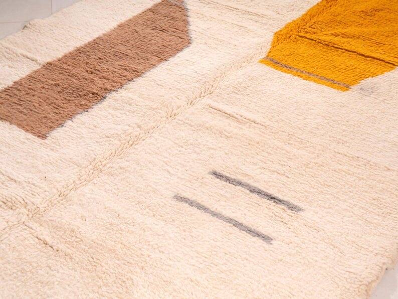 Traditional pure wool rug with colourful patterns, size 1.4/2.6 m.