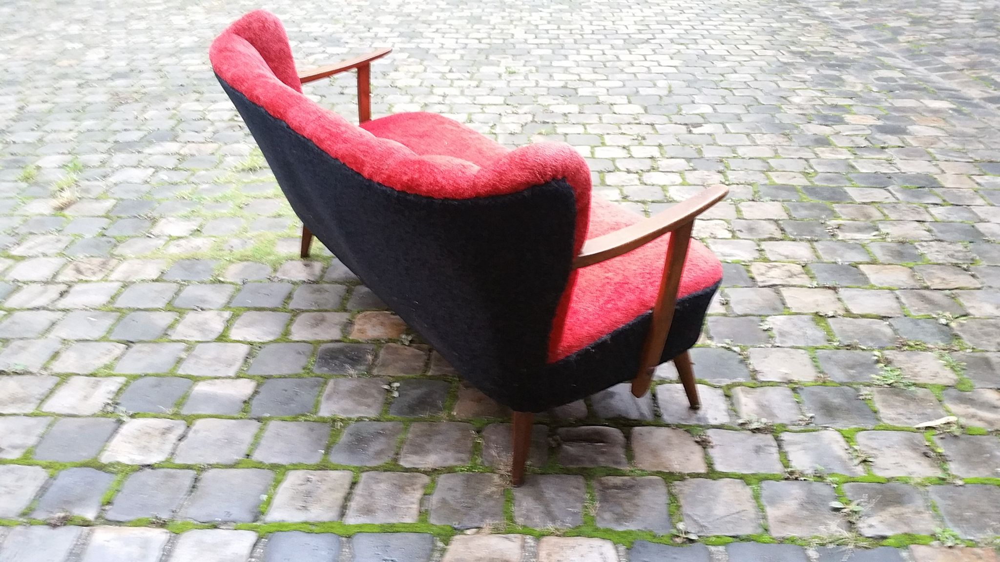 Scandinavian cocktail bi color red couch, 50s 60s