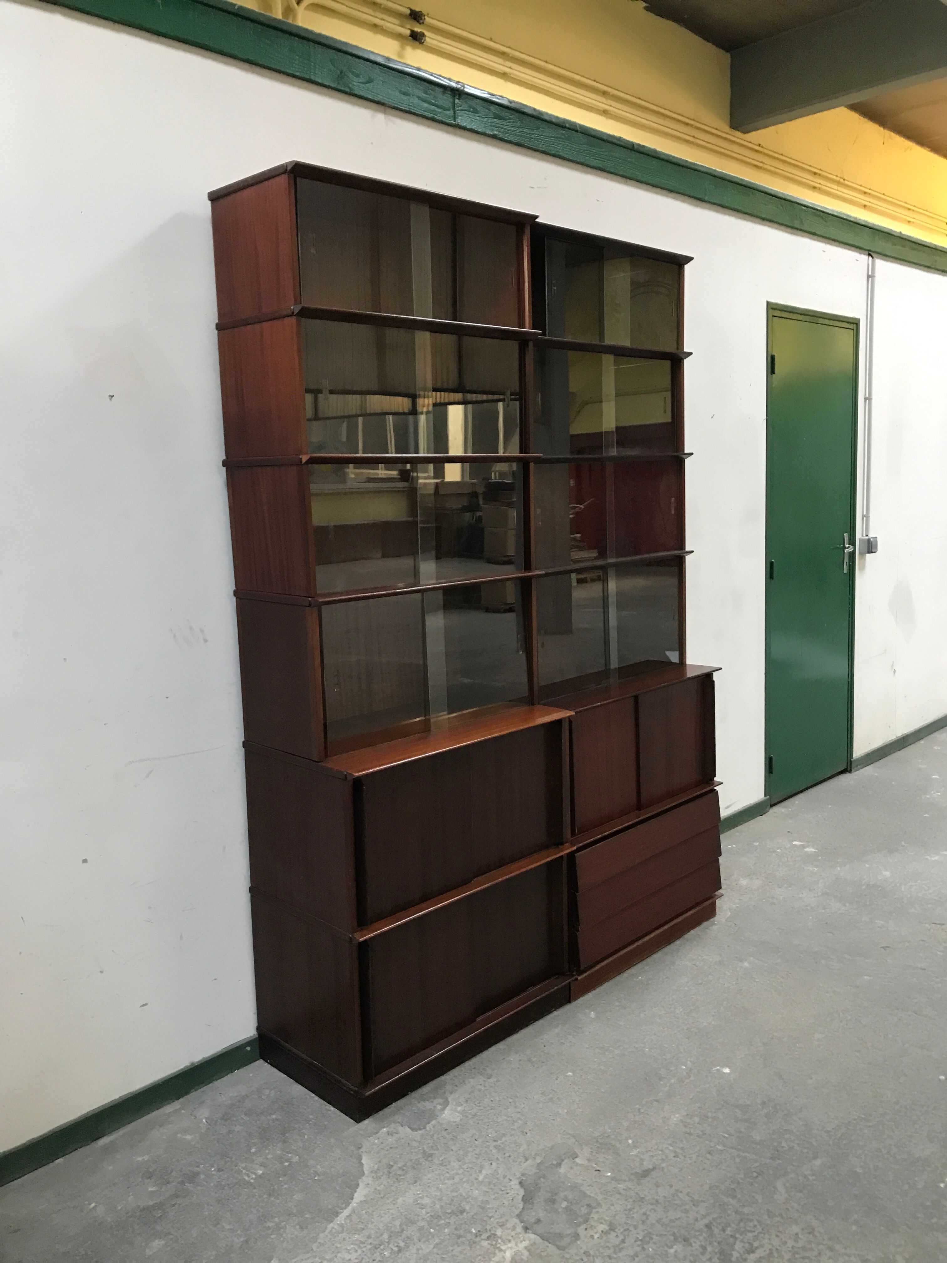 Oscar double-glazed library