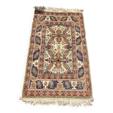 Vintage Oriental Handwoven Wool Caucasian Boho Chic Persian Rug 150x89