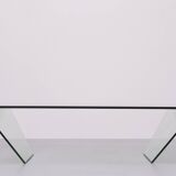 curved Glass coffee table 1980s Italy