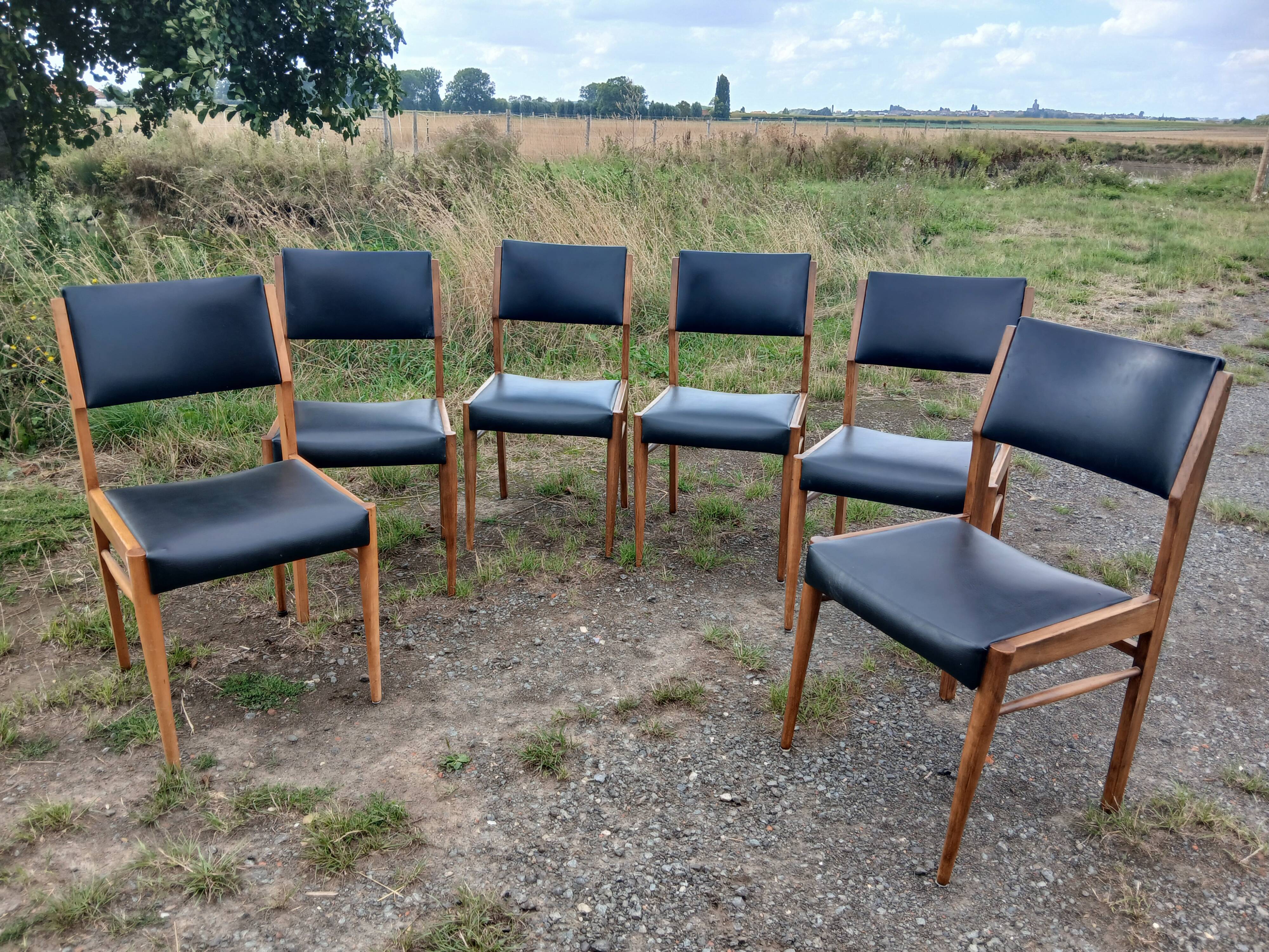 Chaises de style scandinave