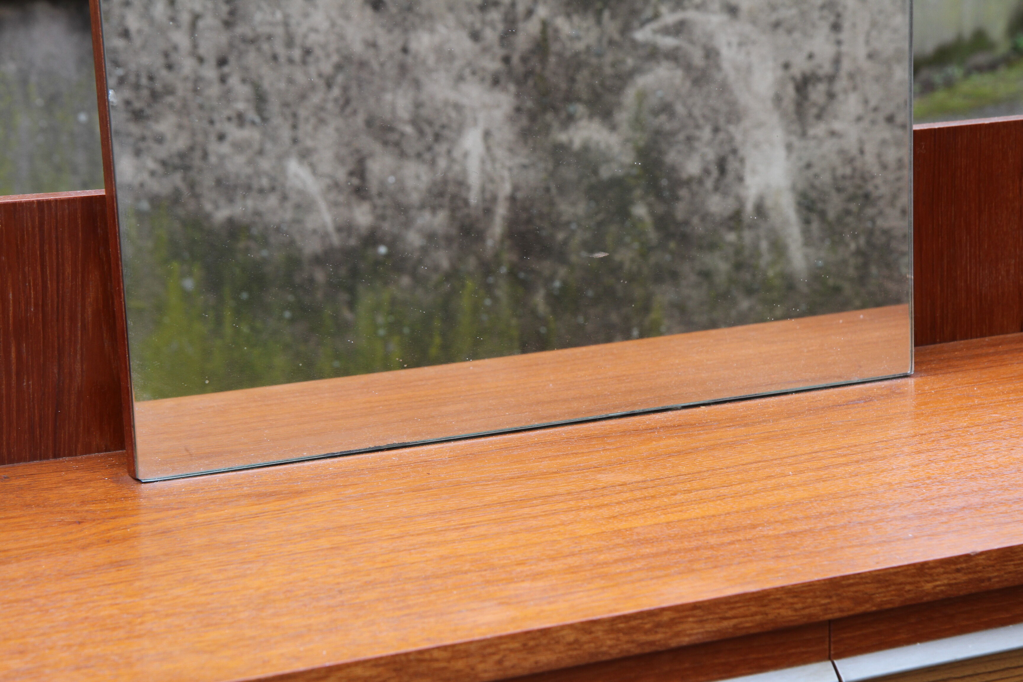 Dressing table vintage