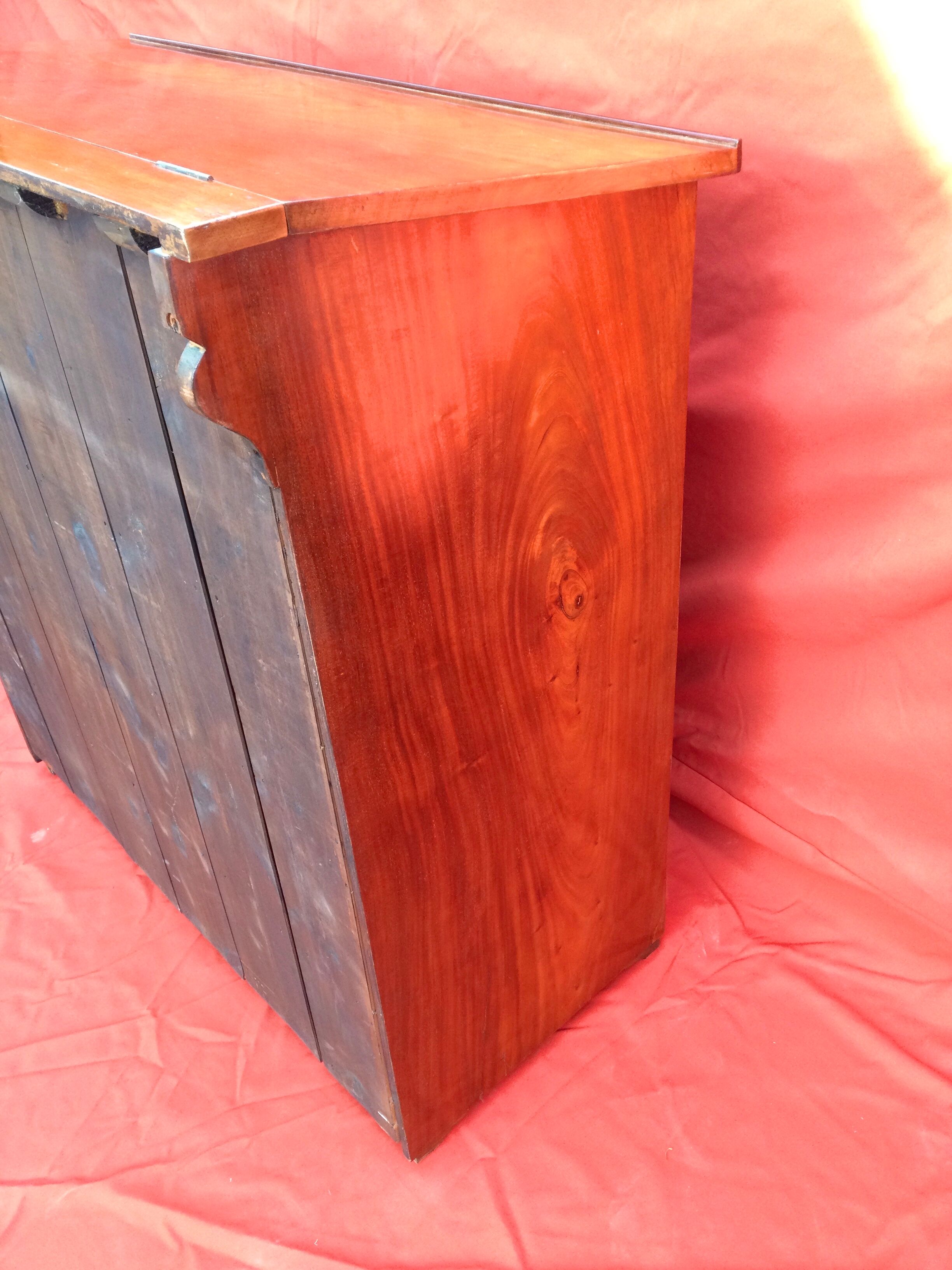 Cardboard maker forming mahogany writing