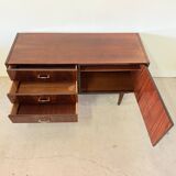 Subtle high-gloss sideboard in Scandinavian style