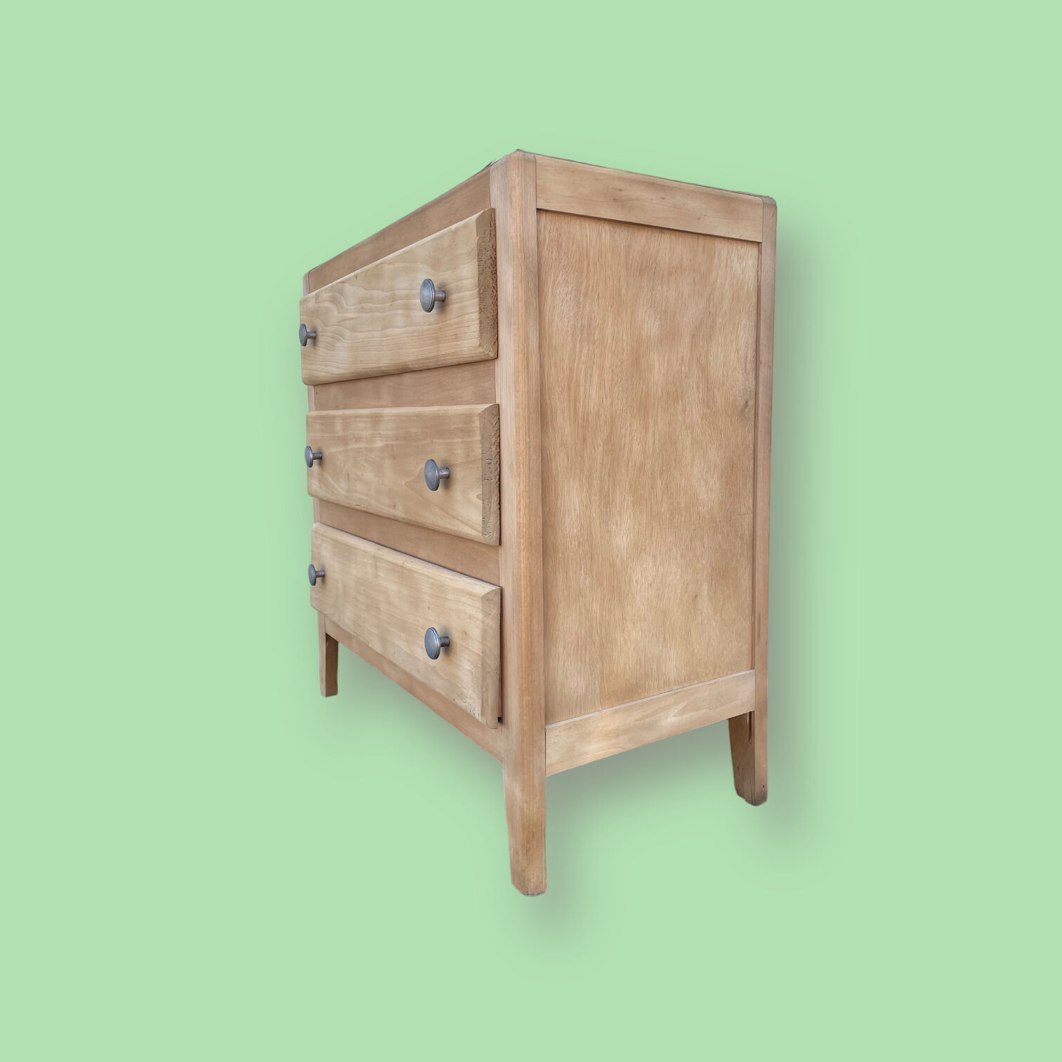 Aerogummed vintage chest of drawers, compass feet