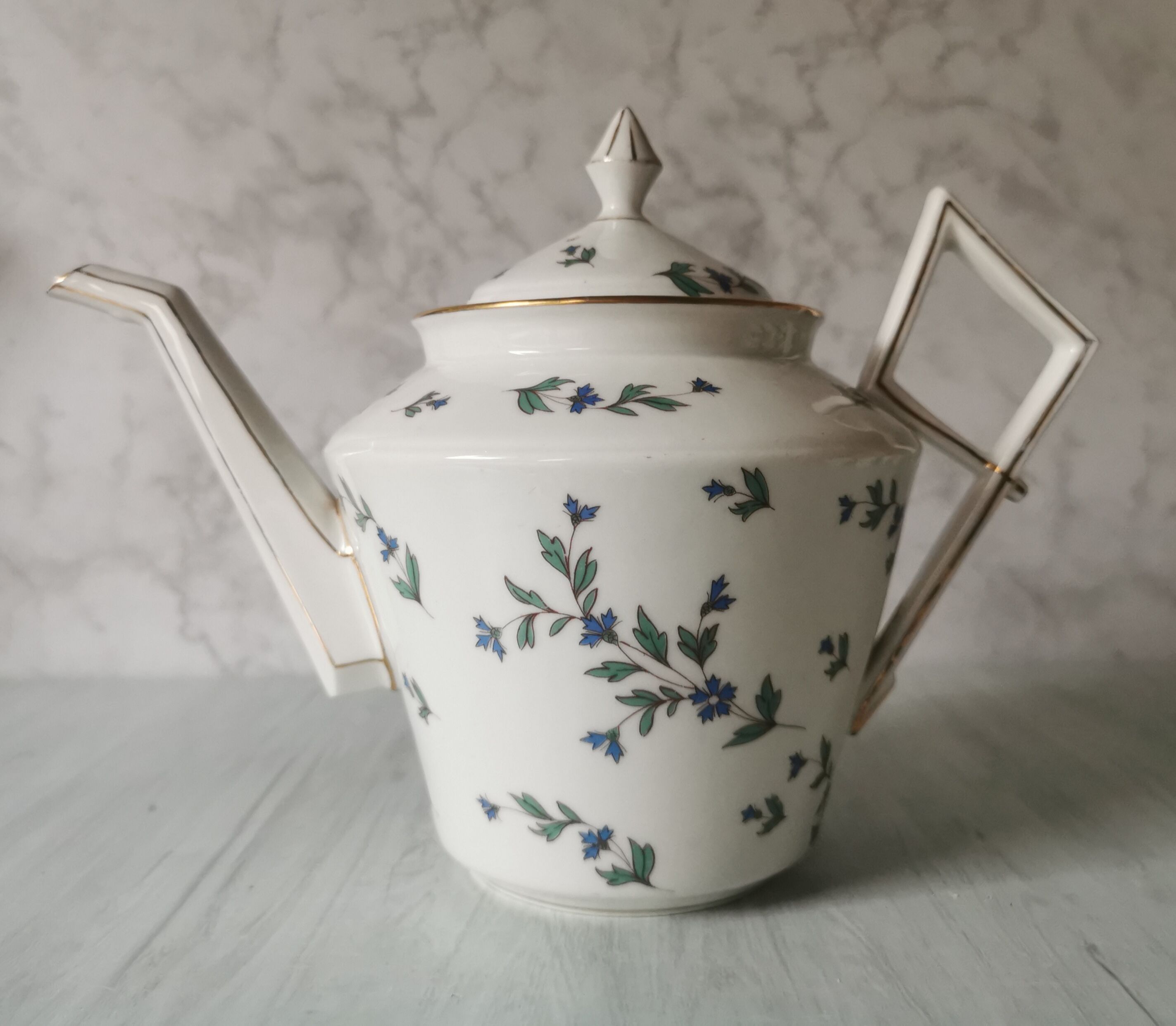 Porcelain barbel tea set Limoges Guérin
