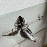 Silver-plated metal flower candle holder