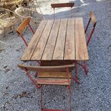 Garden furniture above wood and iron base It is foldable