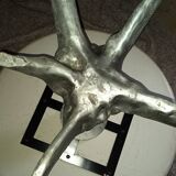 Round table signed OLY Studio