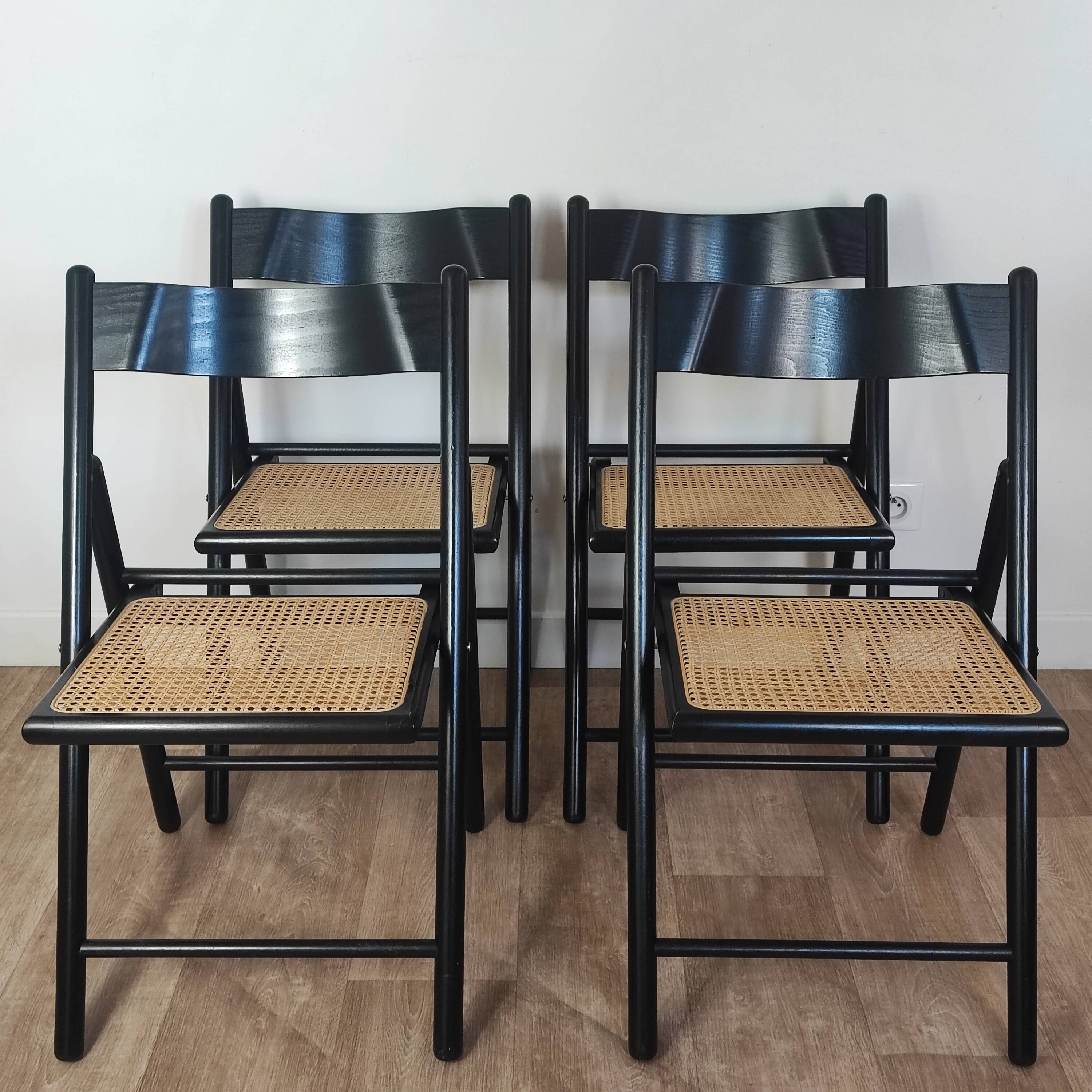 4 chaises pliantes bois et rotin
