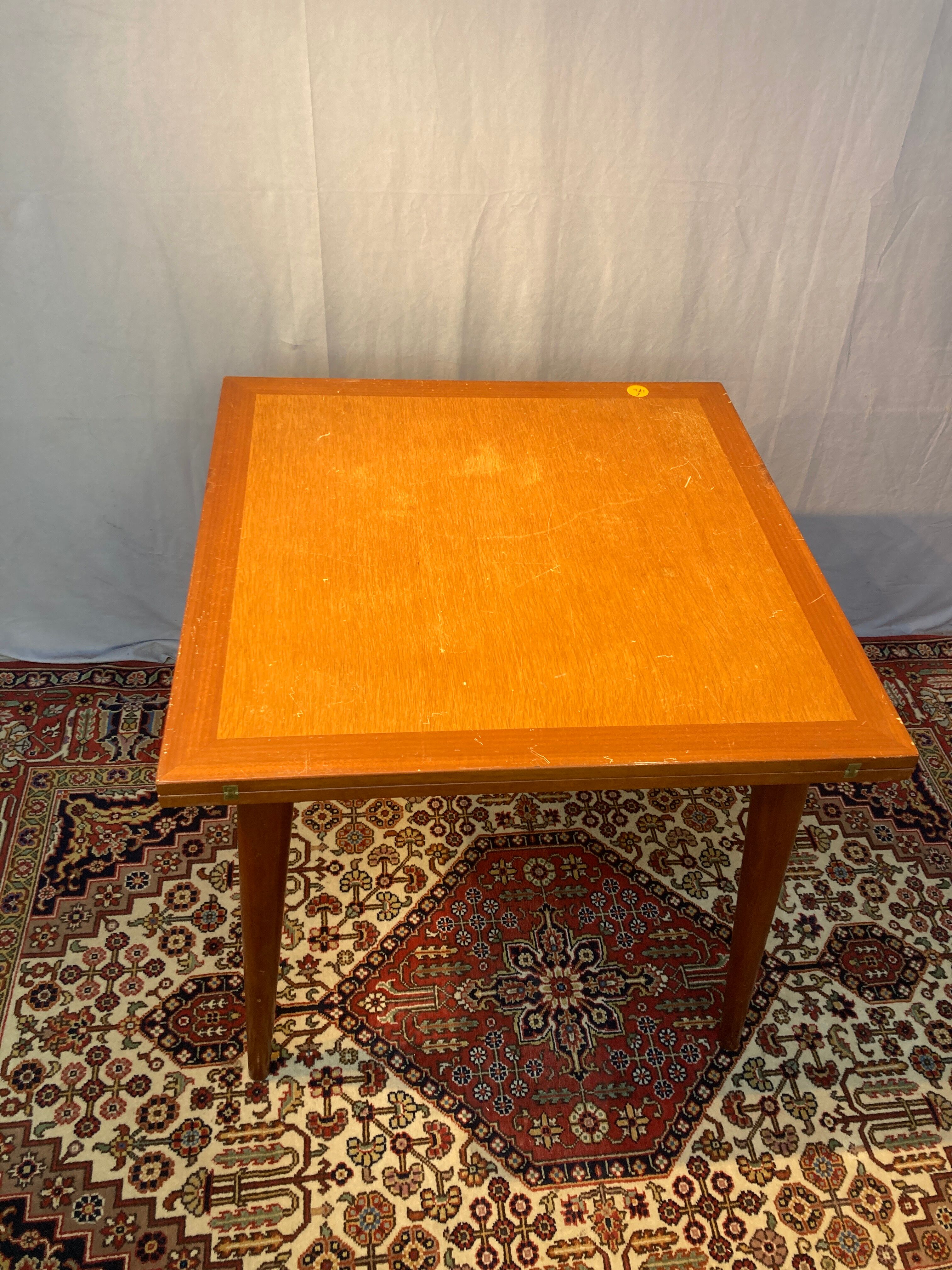 Folding vintage table