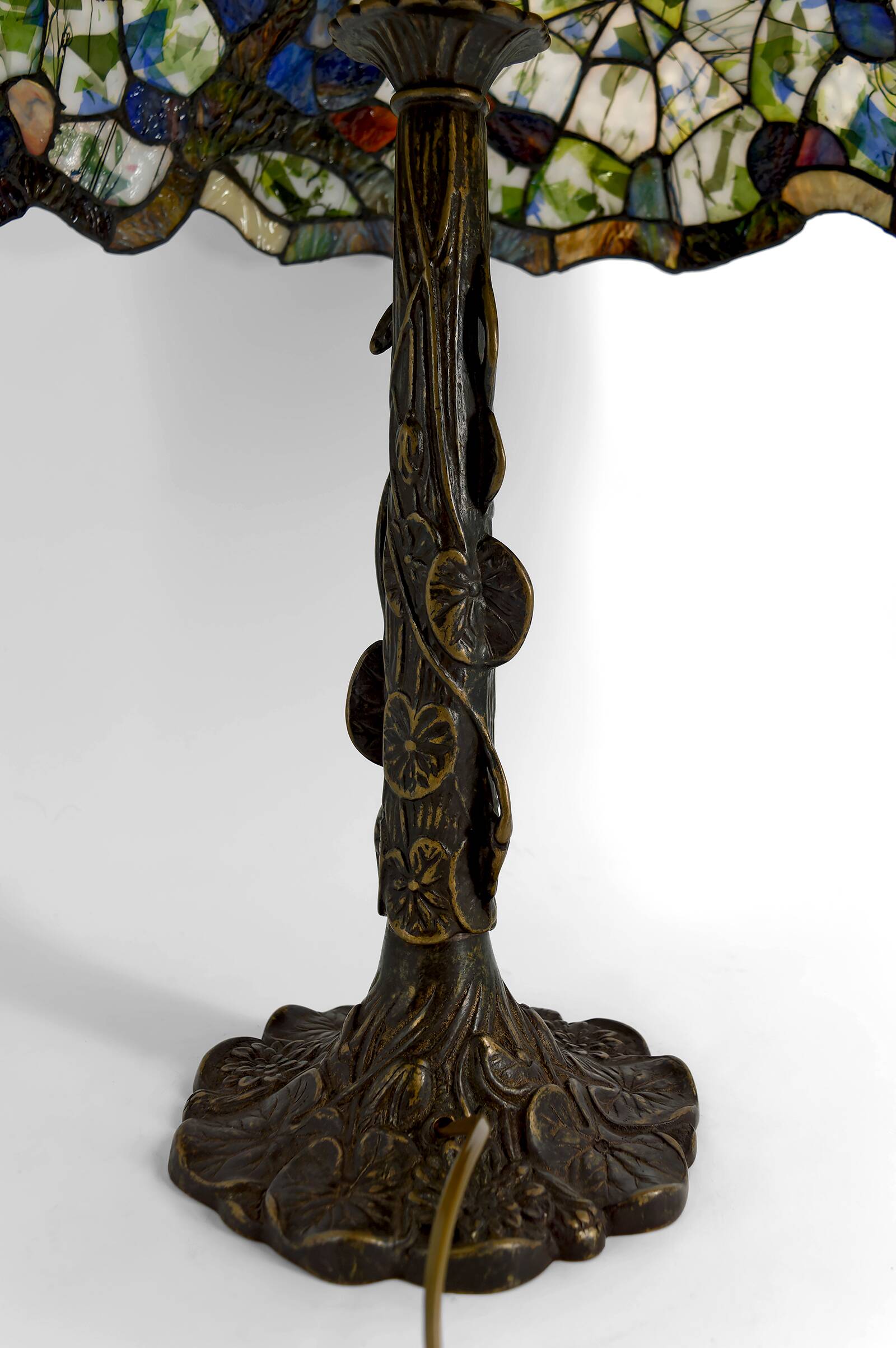 Important Art Nouveau table lamp – Tiffany style, circa 1980