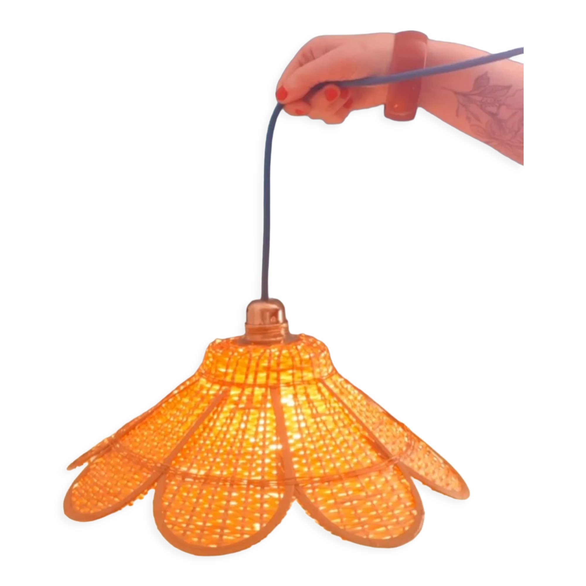 Rattan flower suspension