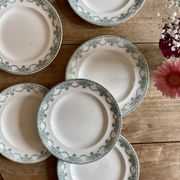 Set of 6 vintage plates in iron earth, Longwy model Au Chatelet LOT 2
