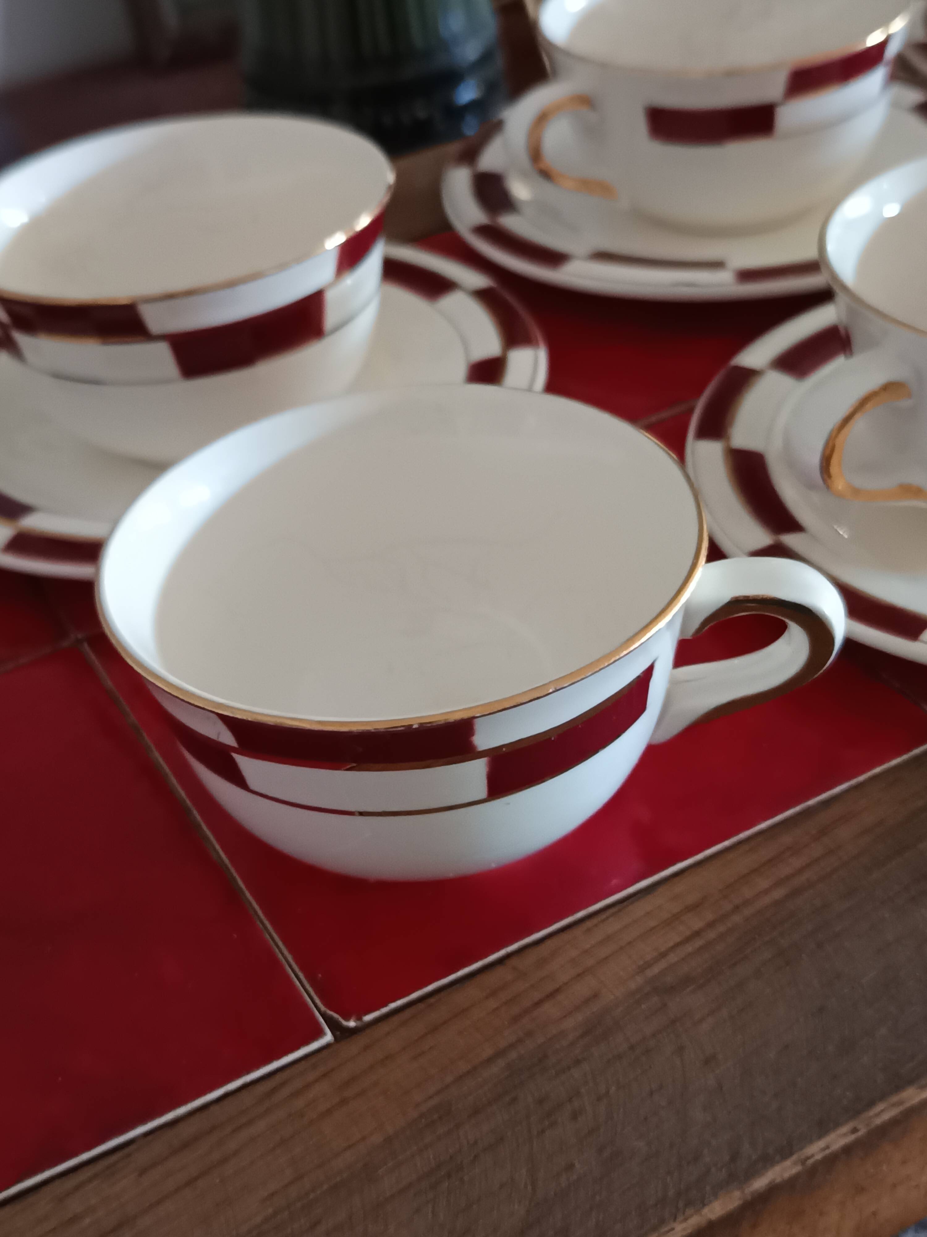 10 vintage coffee cups and 9 saucers, Salins earthenware, 1950