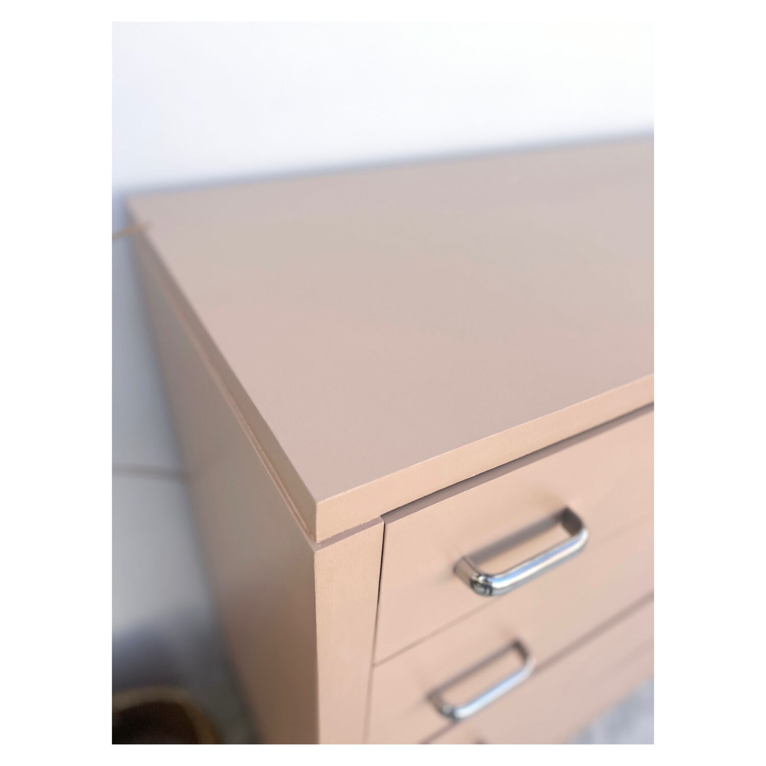 Vintage Art Deco chest of drawers