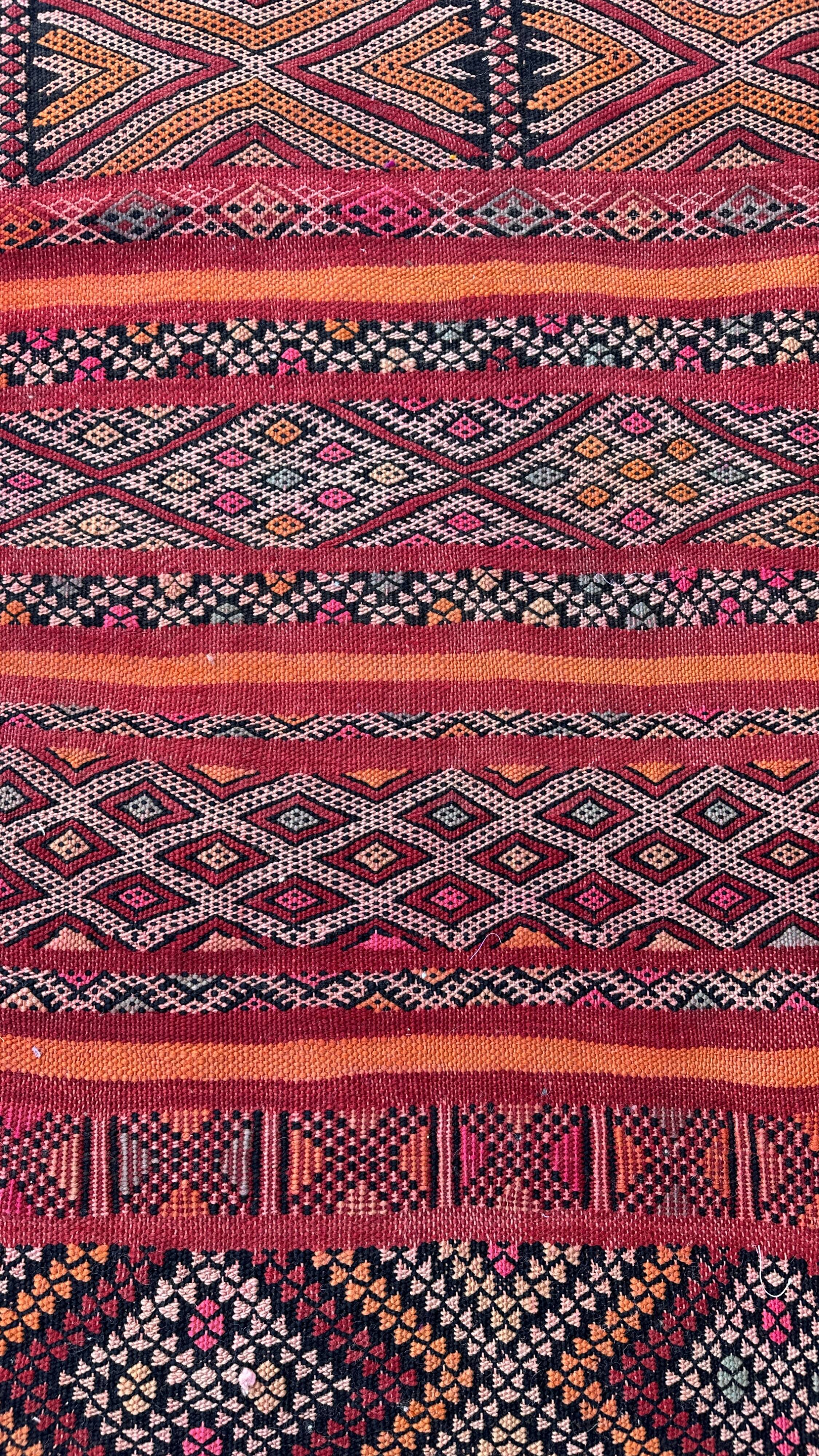 Moroccan Kilim Zemmour rug red - 150 x 285 cm