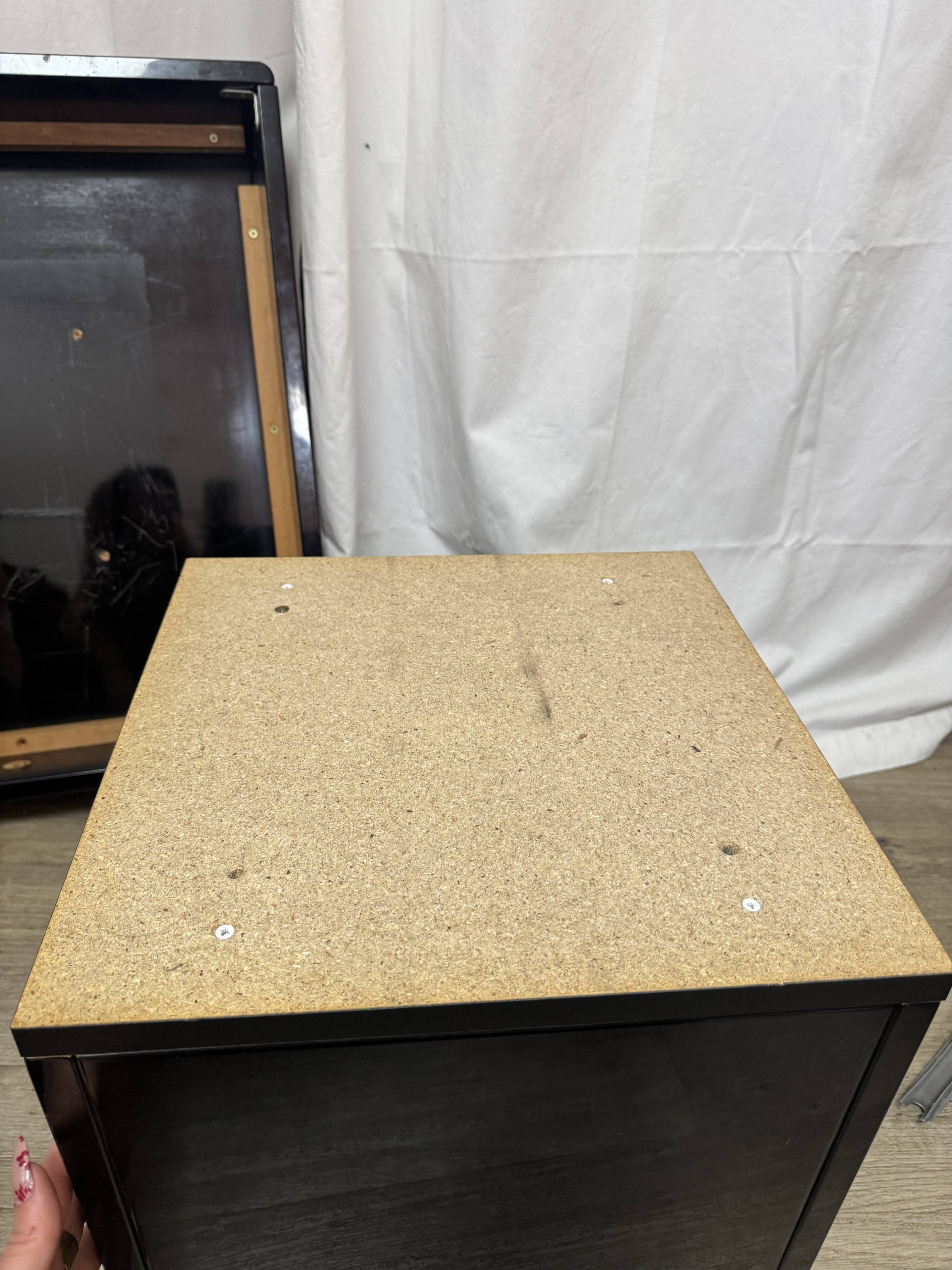 Table basse en loupe d'orme Paul Michel