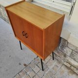 Piece of furniture feet metal compass