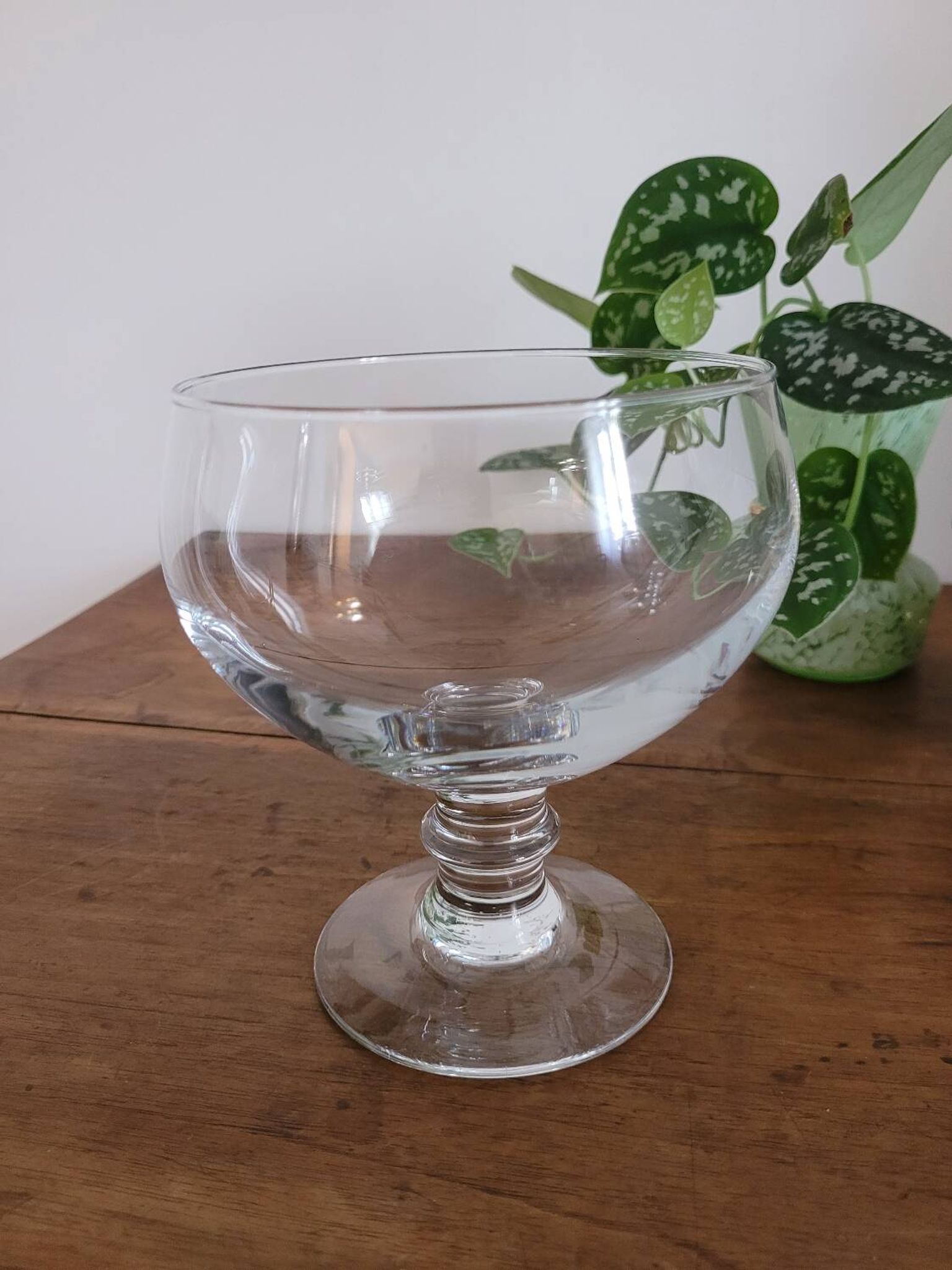 Grande coupe en verre