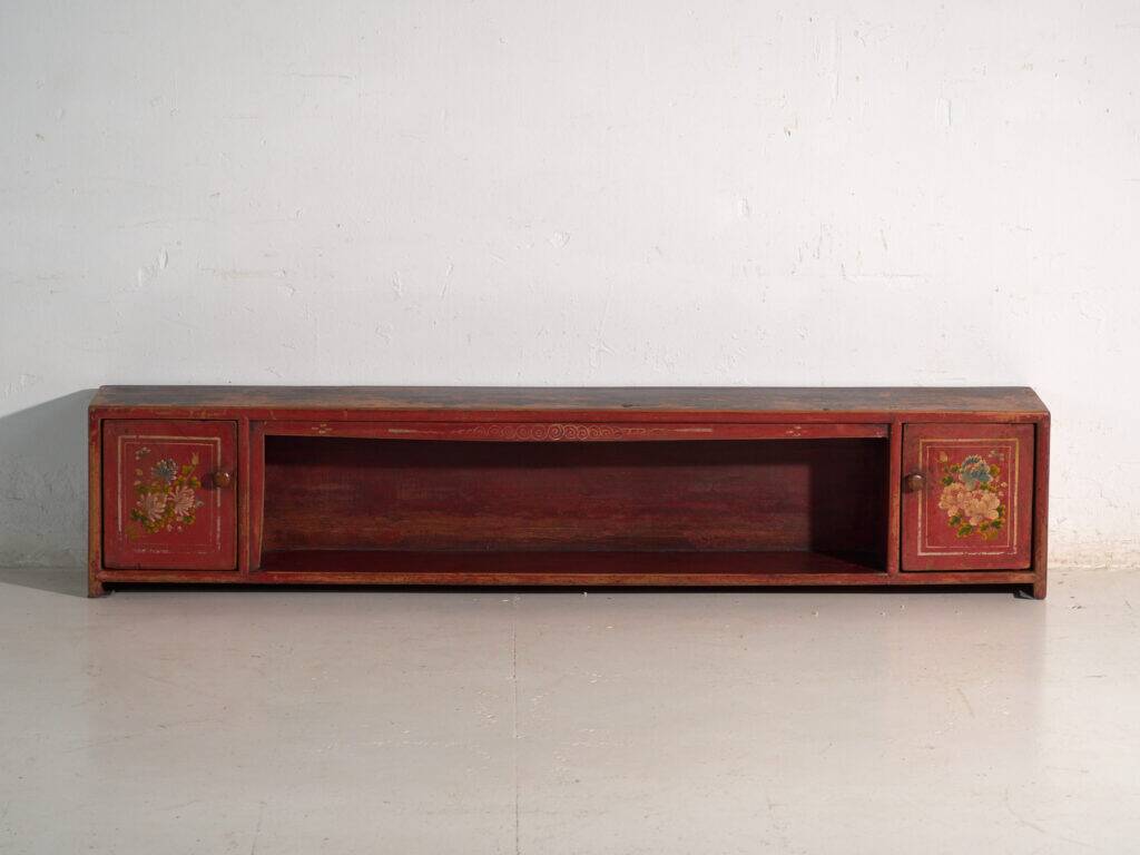 Meuble bas ancien en bois d’orme – Chine, vers 1900