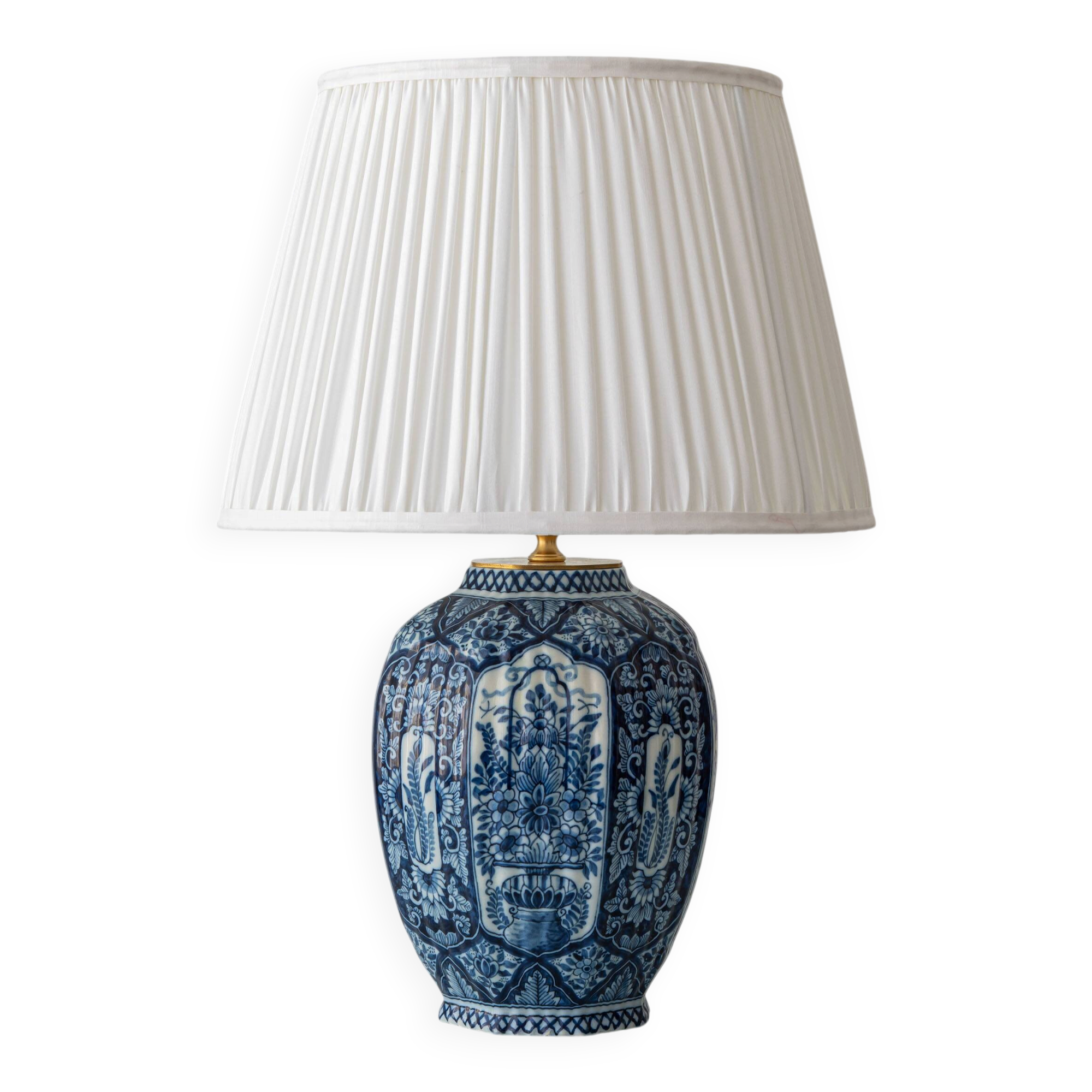 Vintage table lamp in blue and white ceramic from Delft, signed Makkum, hand-painted, 1950s