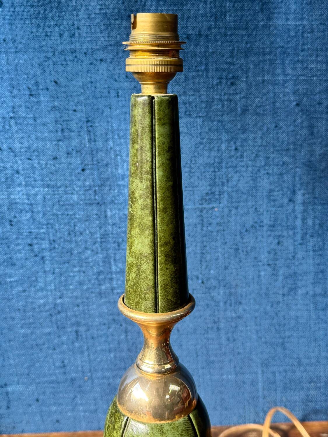 Pied de lampe vintage Le Tanneur cuir/laiton 1980’s