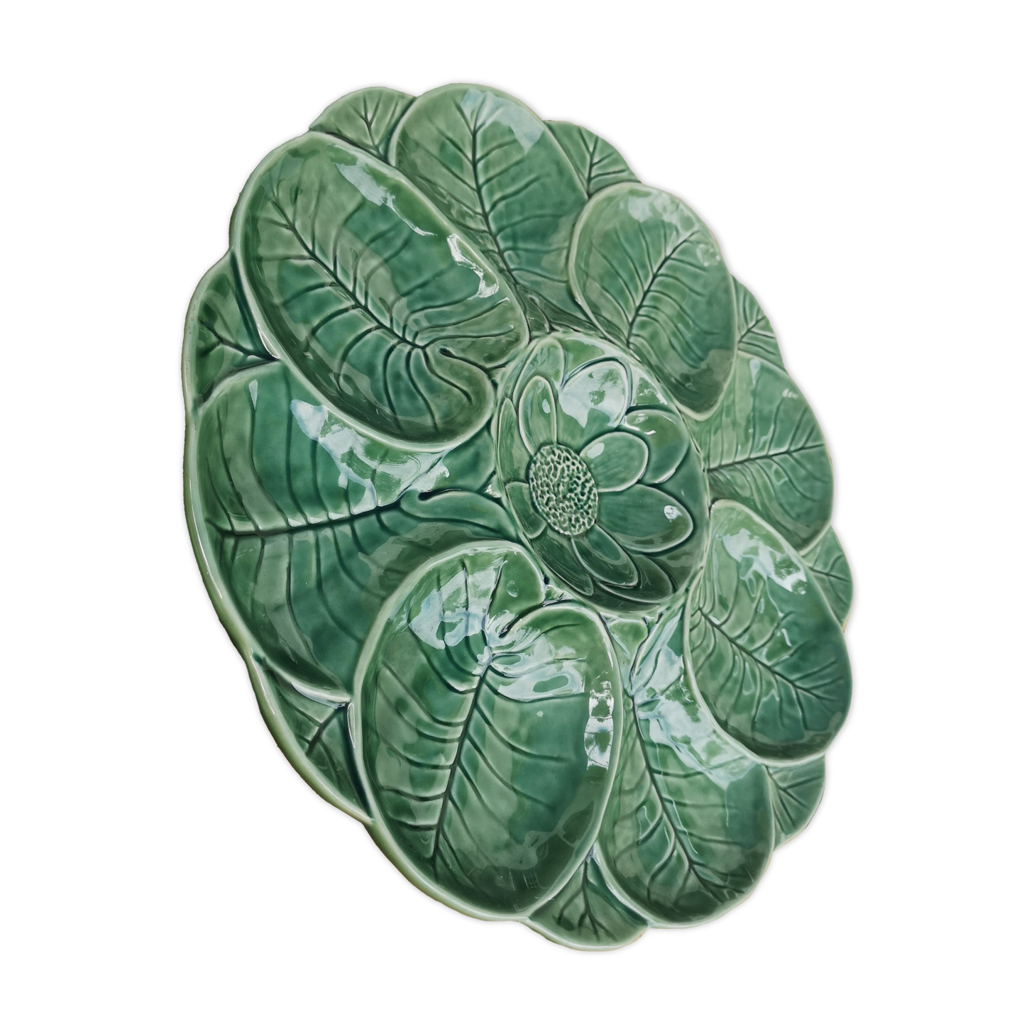 Green barbotine aperitif dish