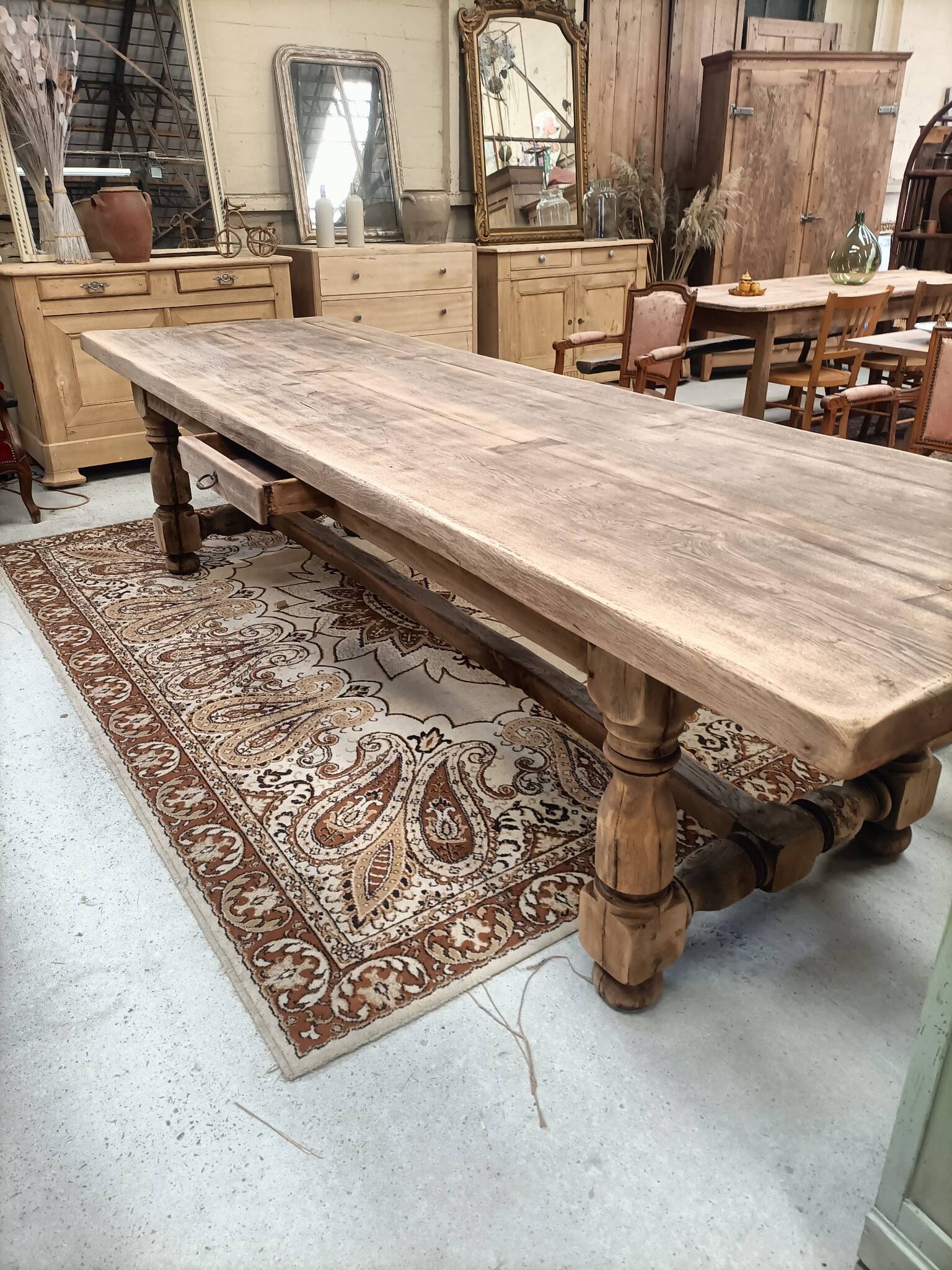oak table