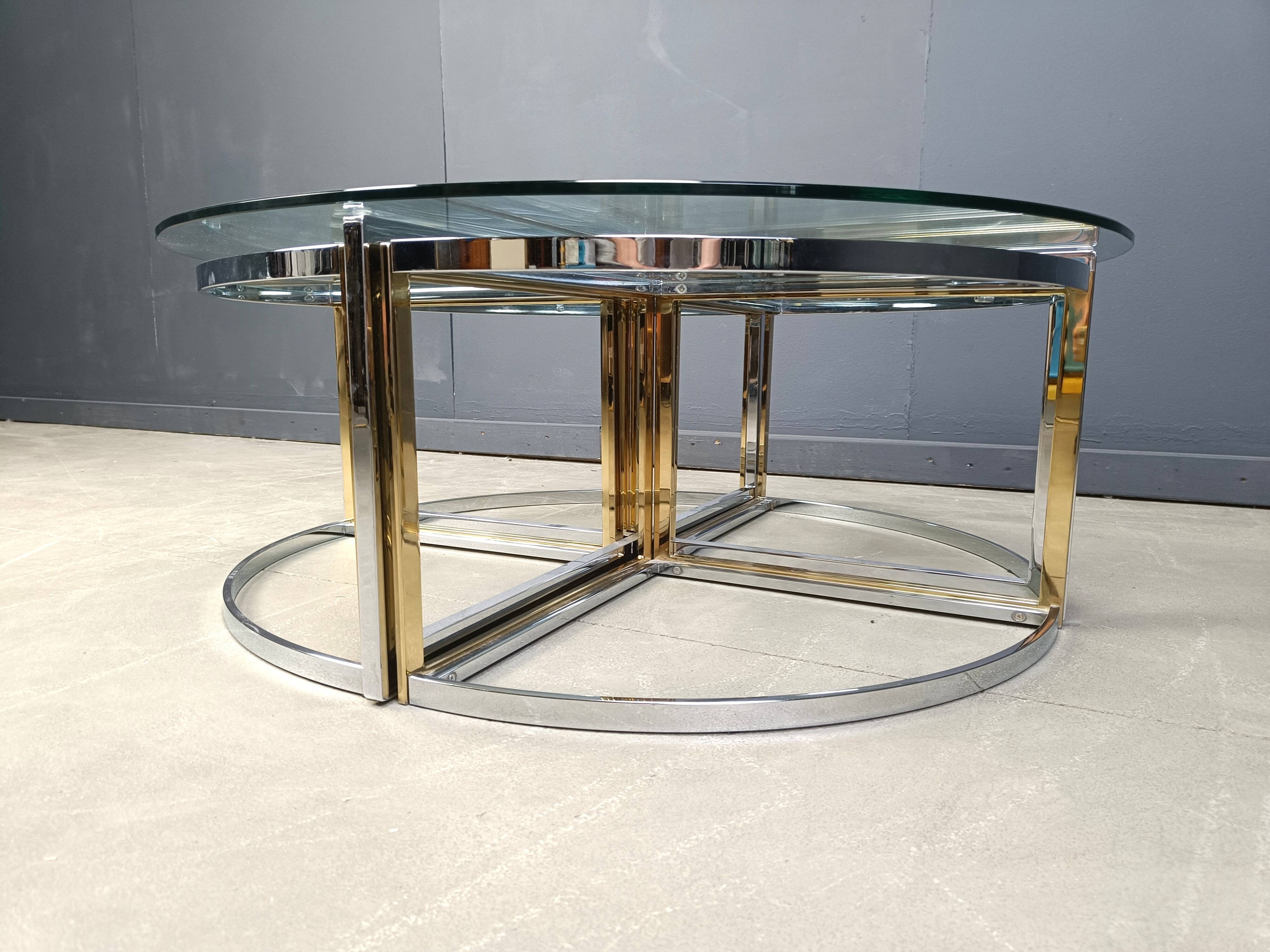 Large coffee table set in brass and glass, 1970s