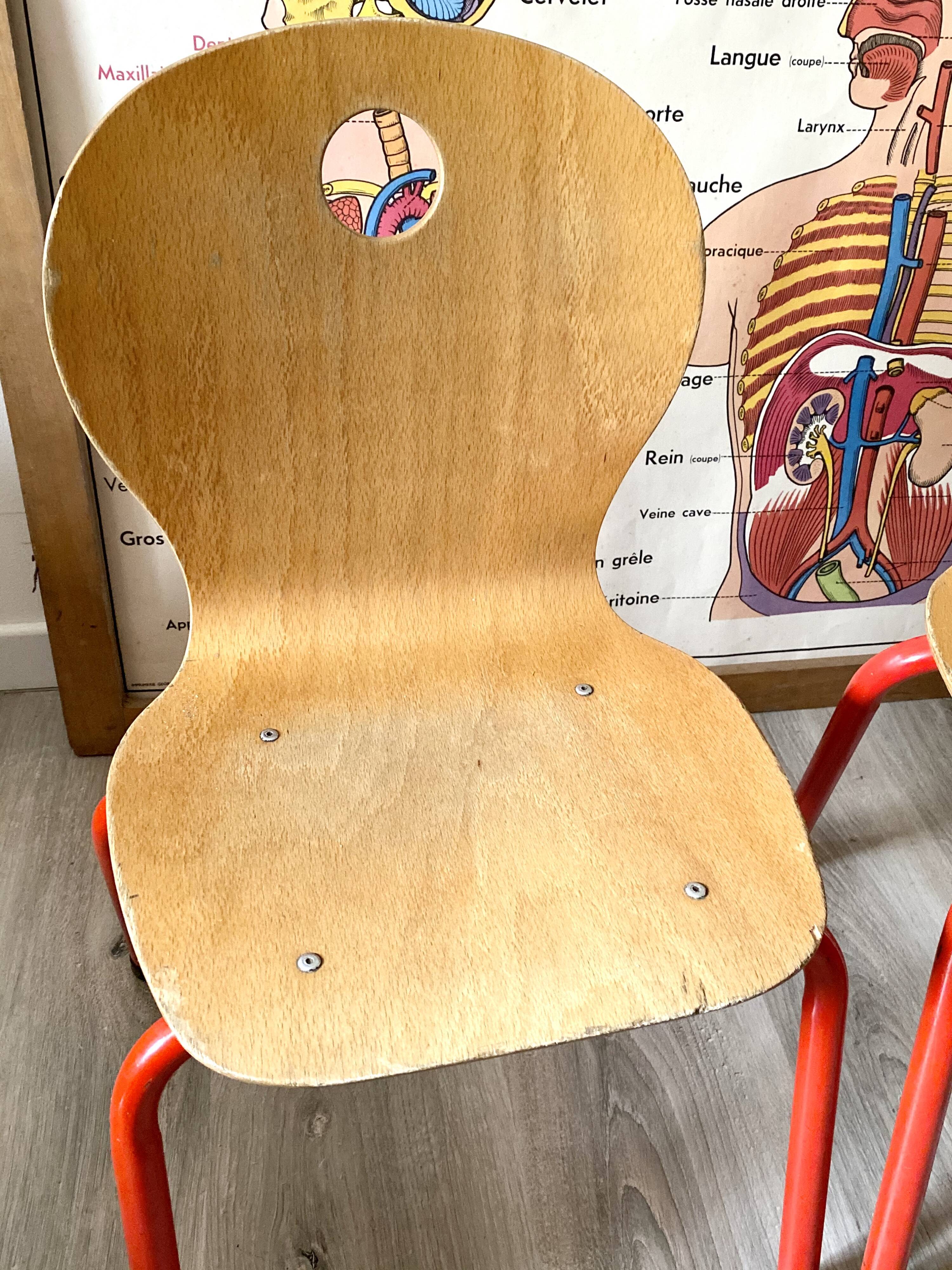 Paire de chaises enfant bois et metal rouge