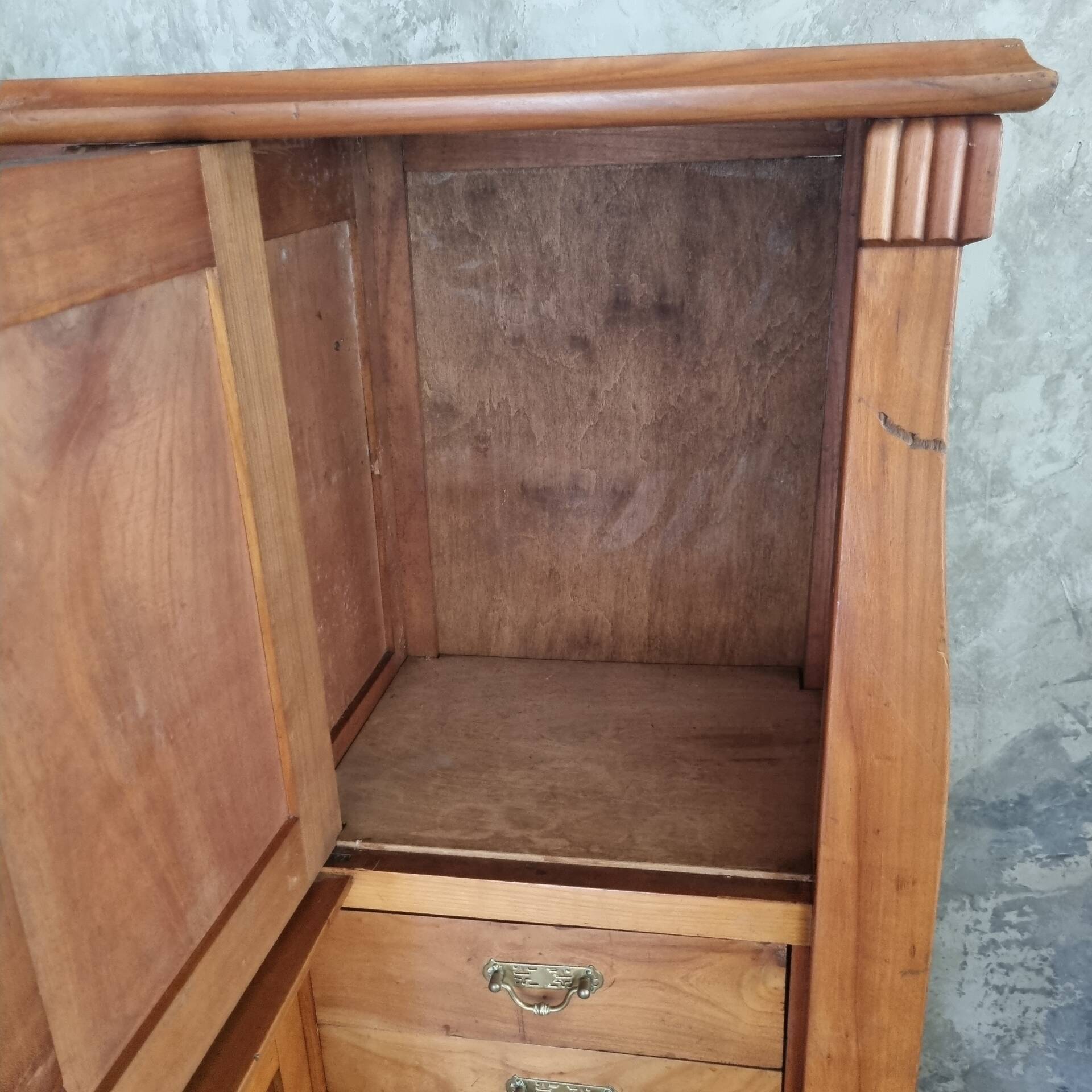 Sideboard, cupboard,