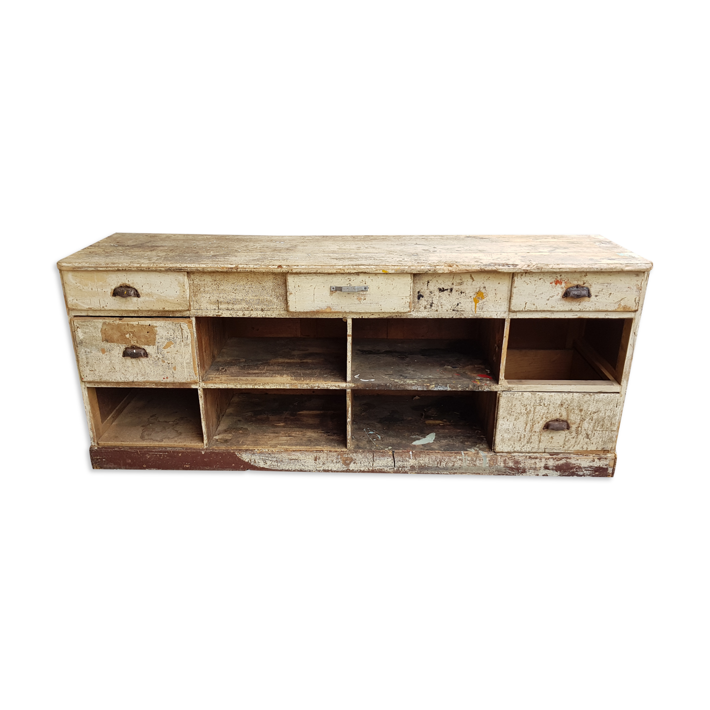 Counter trade furniture