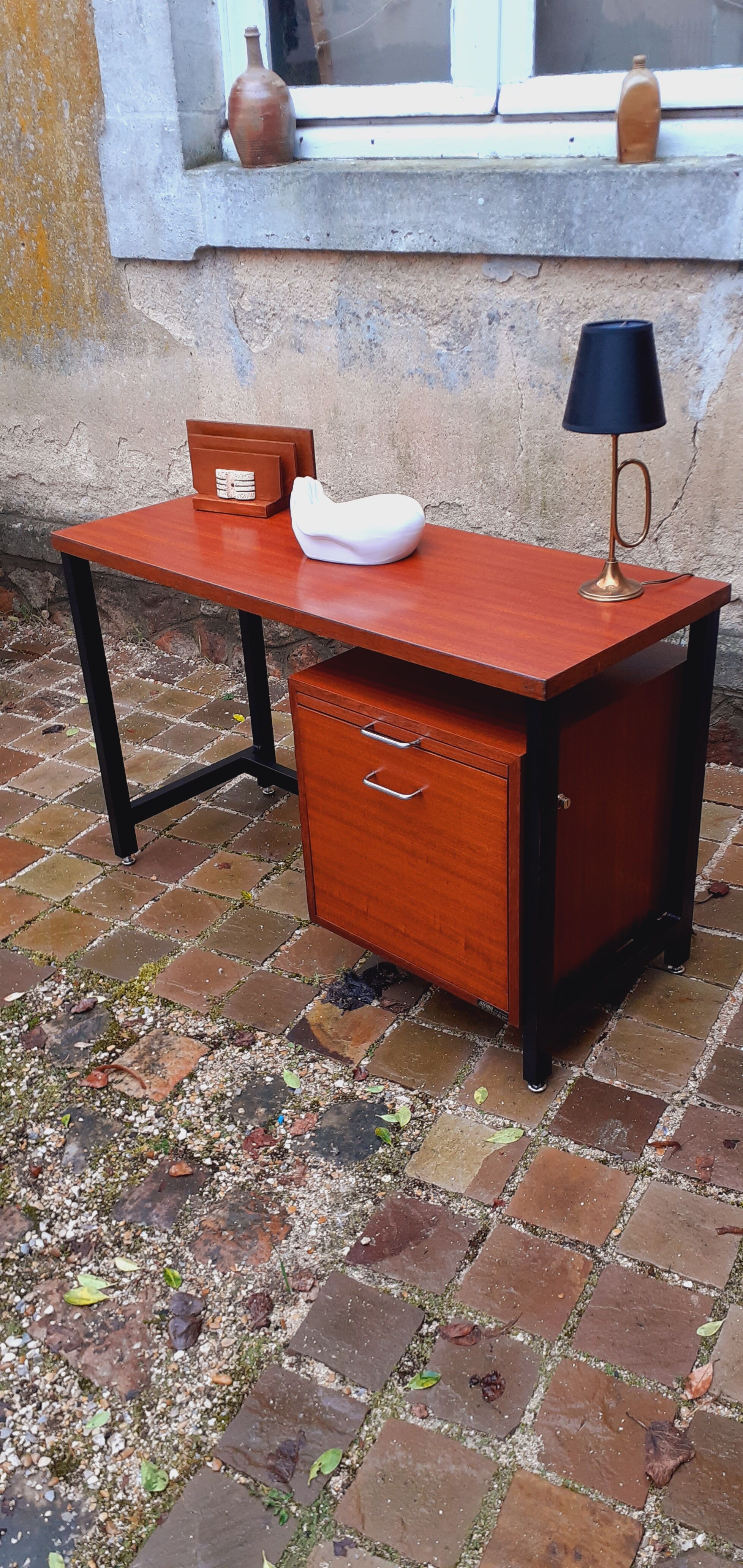 Desk year 60 Henri Balavoine