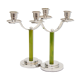 Une paire de chandeliers art déco