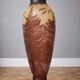 Très grand Vase en pate de verre – décor paysage montagneux – H 50 cm